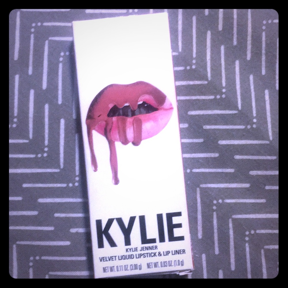 💋KYLIE LIPKITS💄